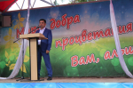 На Советской площади села Раевский прошло патриотическое мероприятие, приуроченное  празднованию Дня Государственного флага Российской Федерации